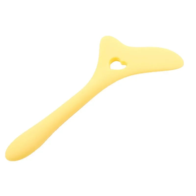 Wholesale Multi-functional Eyeliner Stencil Wing Tips Silicone Eyeliner Aid Drawing Lipstick Wearing Aid Reusable Makeup Tools