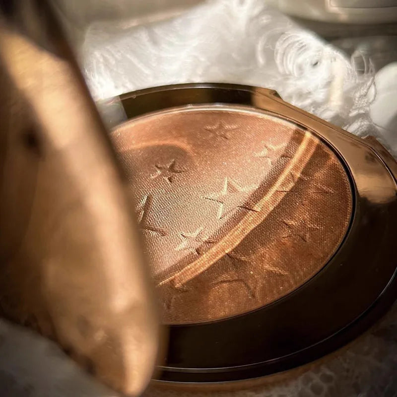 💄 Product Title:  Fashion Setting Powder – 24H Full Coverage Matte Pressed Powder Foundation | Lightweight Finishing Powder for Women