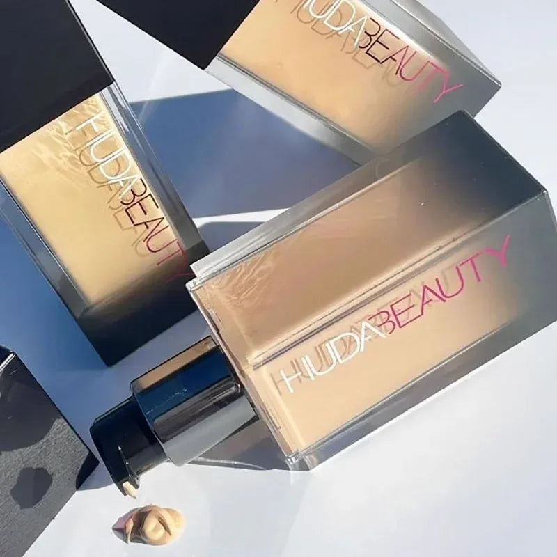 Powder Fine Breathable Texture Loose Powder Concealer Long Lasting Makeup Liquid Foundation Flawless Lusterless Huda Cosmetics