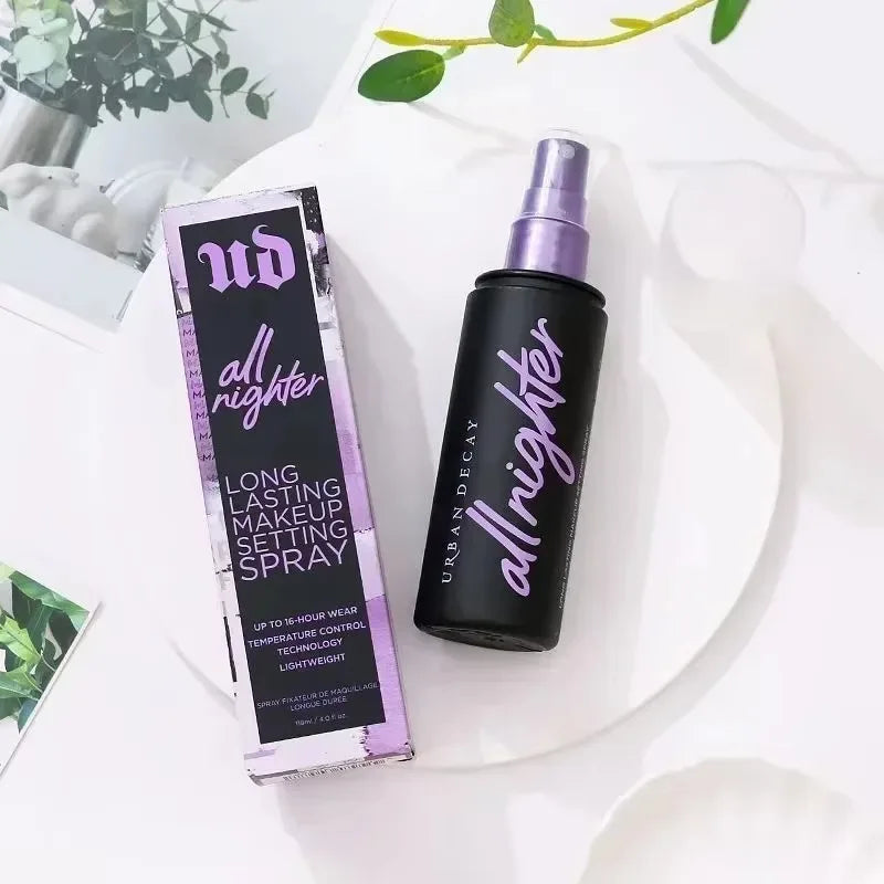 💧 Product Title:  Makeup Setting Spray – 118ml Classic Version | Long-Lasting, Oil Control, Sweat-Proof & Smudge-Proof Finish